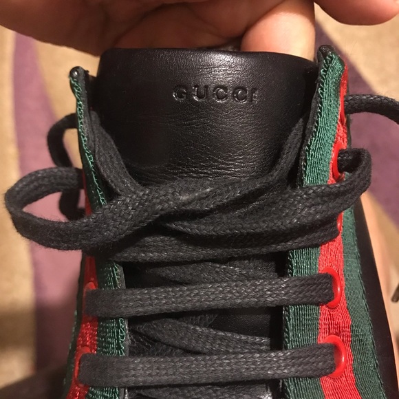 Authentic Gucci Shoes size 5.5 - Picture 3 of 10